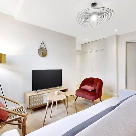 Appartement Neuf Pour 6, Parking Et Box, Au Calme Вильорбан Екстериор снимка