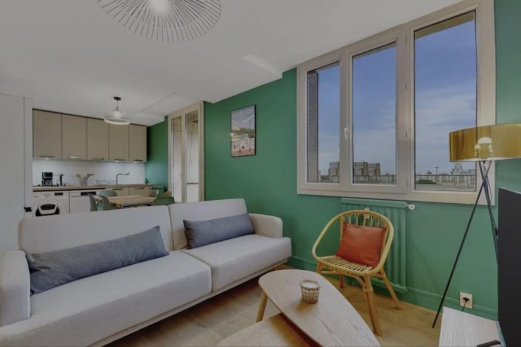 Appartement Neuf Pour 6, Parking Et Box, Au Calme Вильорбан Екстериор снимка