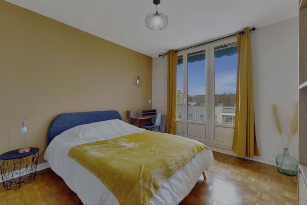 Appartement Neuf Pour 6, Parking Et Box, Au Calme Вильорбан Екстериор снимка